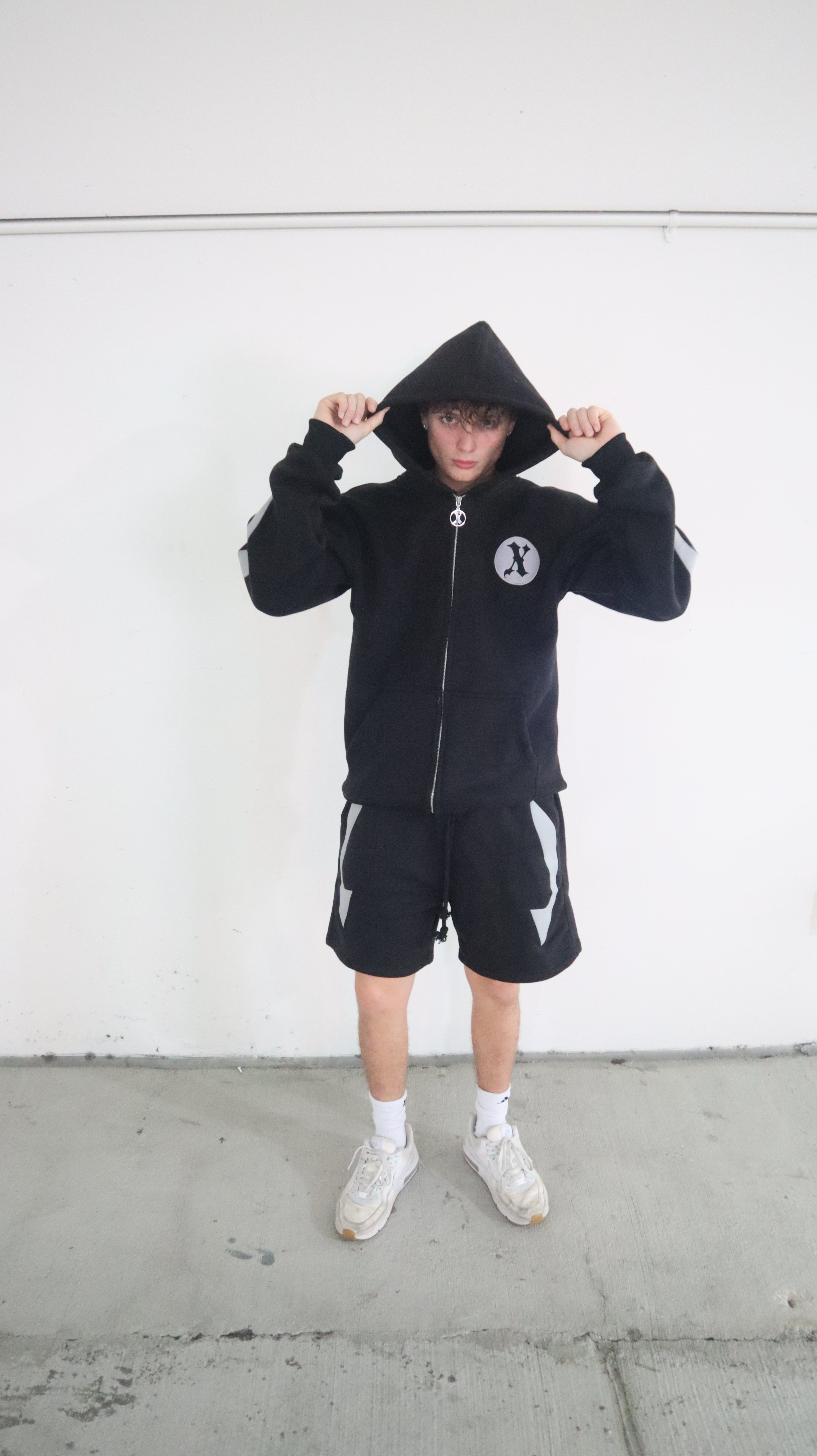 Shadow Onyx ZipUp+Shorts